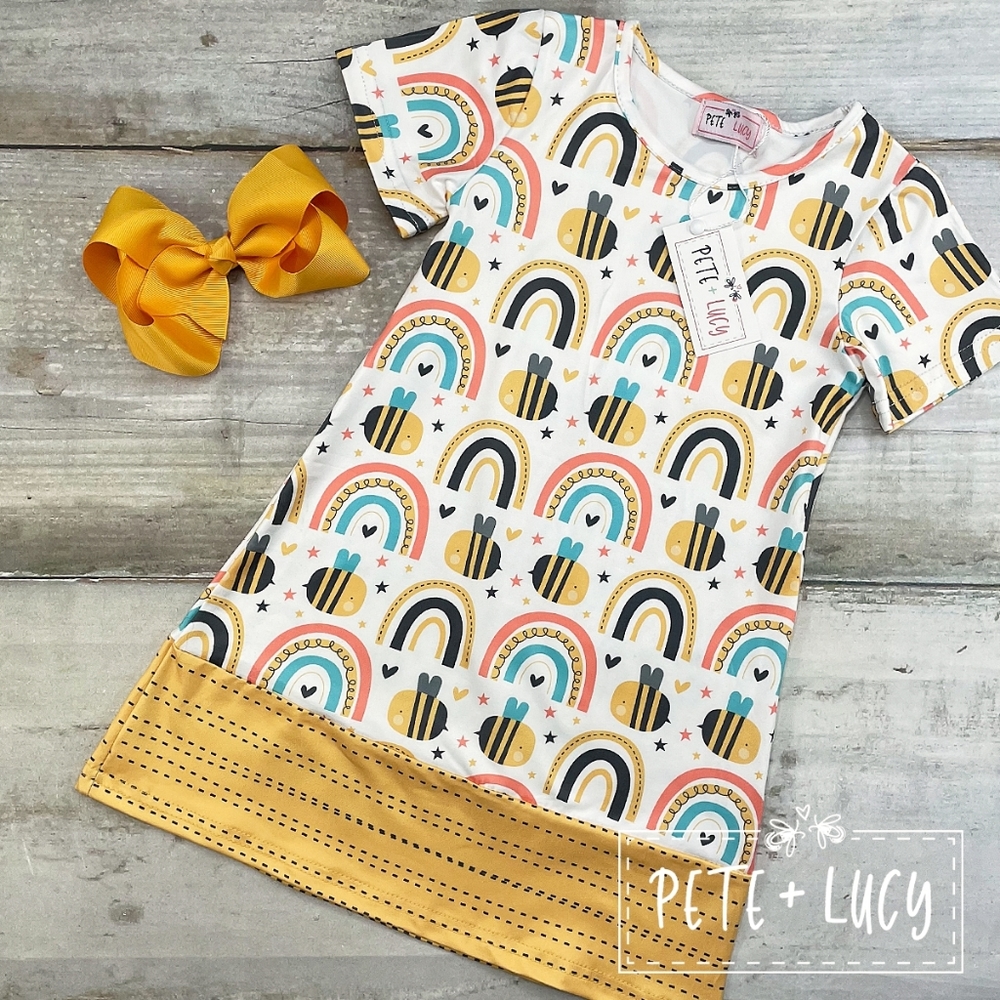 Pete + Lucy Bumblebee Beauty Dress

⁴